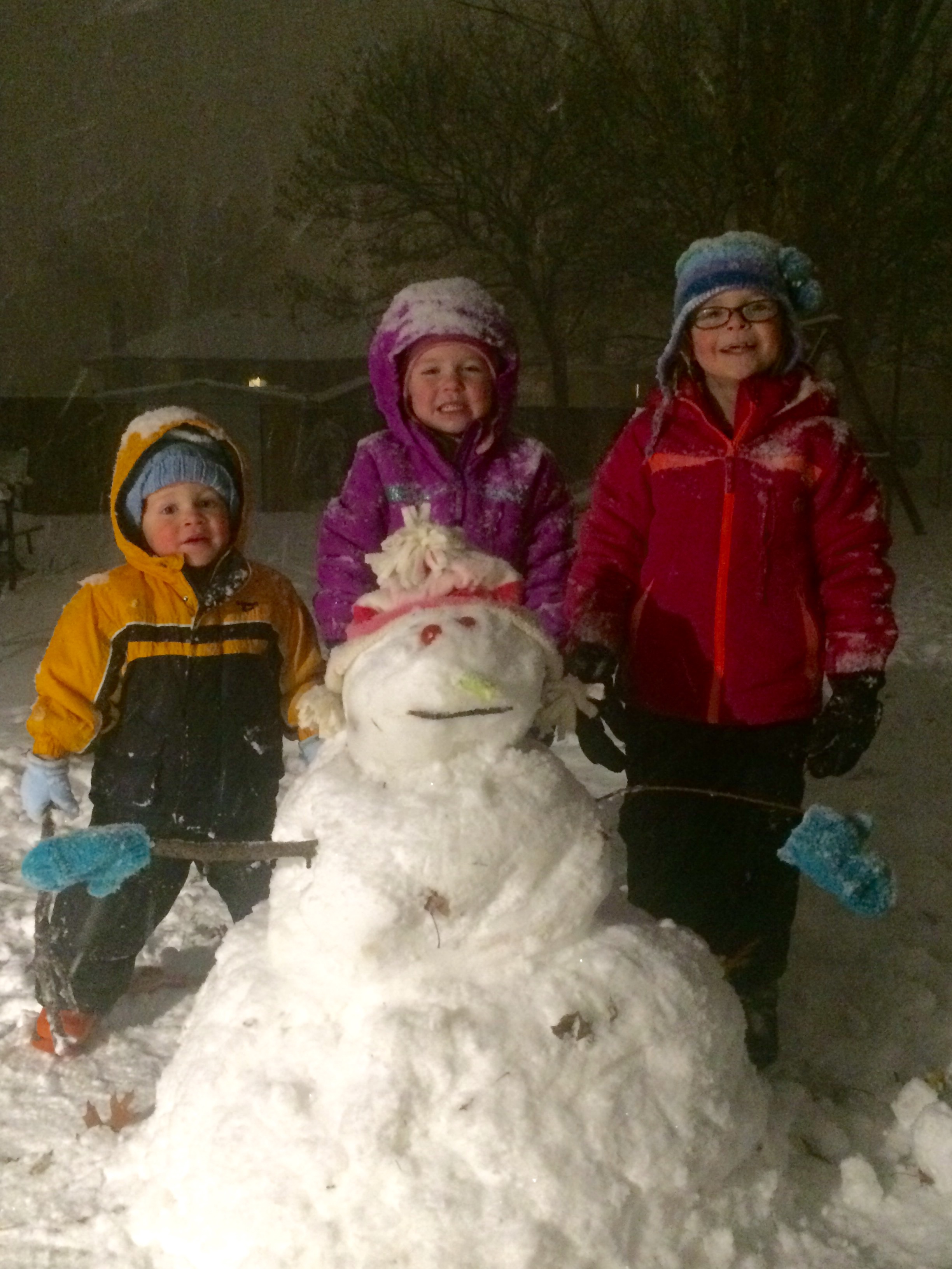 kids and snowman.jpg